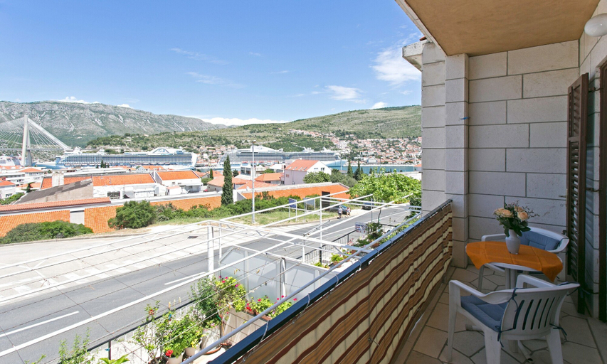 Others 5, Bridge View, Dubrovnik