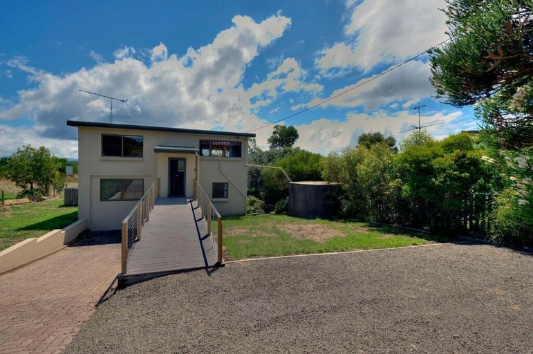 Exterior & Views 2, Swan Cove, Glamorgan-Spring Bay