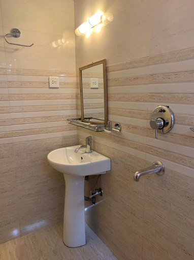 Bathroom 4, Hotel Ramanam , Bagmati