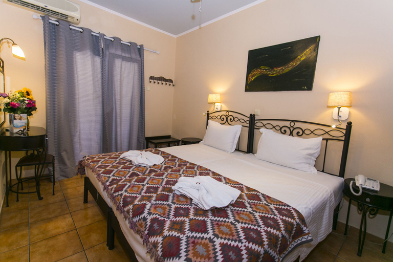 Bedroom 4, Paradise Hotel, Epirus