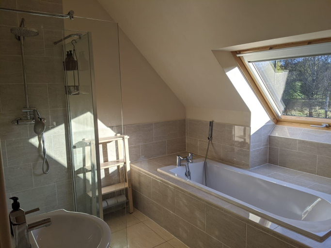 Bathroom 4, Willowbarn Self-Catering Rafford, Moray