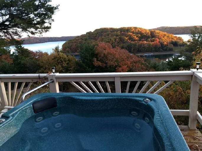 Sport & Beauty, Beaver Lake Heavenly Hideaway B&B, Benton