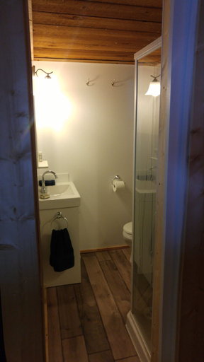Bathroom 3, Wolfwood Guest Ranch, Thompson-Nicola