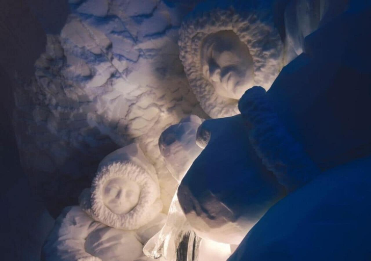 Others 3, Village Igloo Les Arcs, Savoie