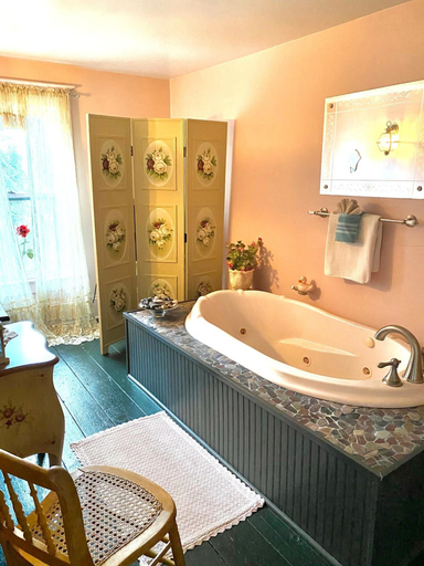 Bathroom 3, The Bella Ella B&B, Ontario