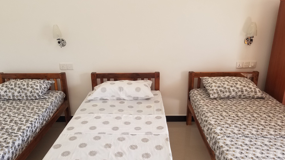 Bedroom 3, JEYs Place, Kuchchaveli