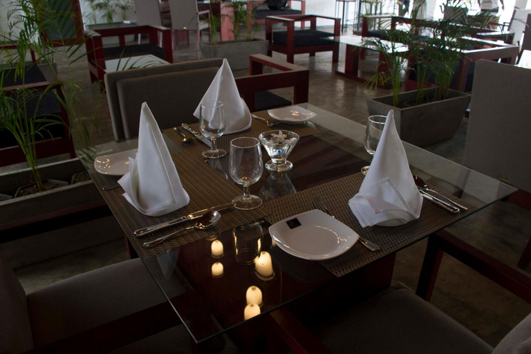 Food & Drinks 5, Wewa Addara in Sigiriya, Dambulla