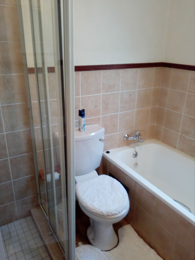 Bathroom 4, The Royal Princess Garden in Fourways, City of Johannesburg