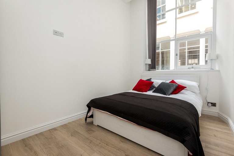 Bedroom, Dream Apartments Sweeting Street, Sefton