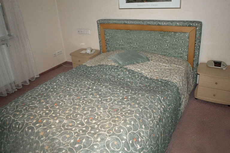 Bedroom 3, Gästehaus Villa Sulmana, Heilbronn
