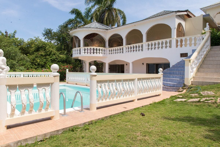 Exterior & Views 2, Villa Roma