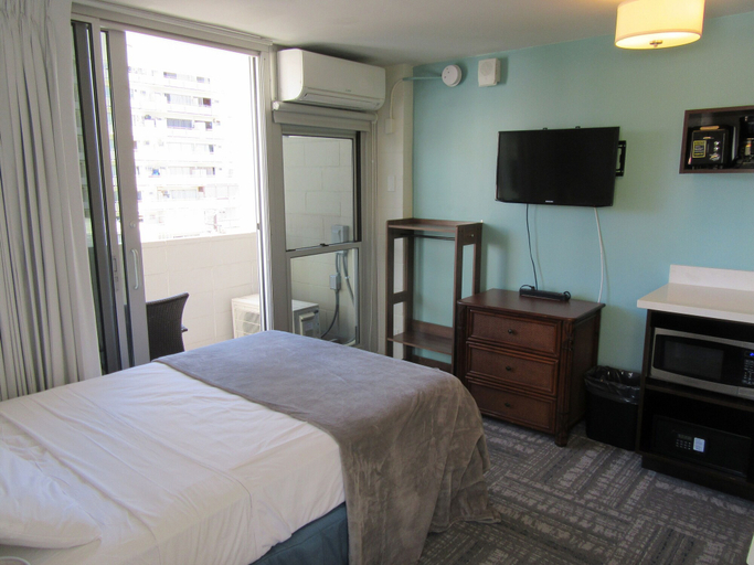Bedroom 2, Waikiki Central Hotel, Honolulu
