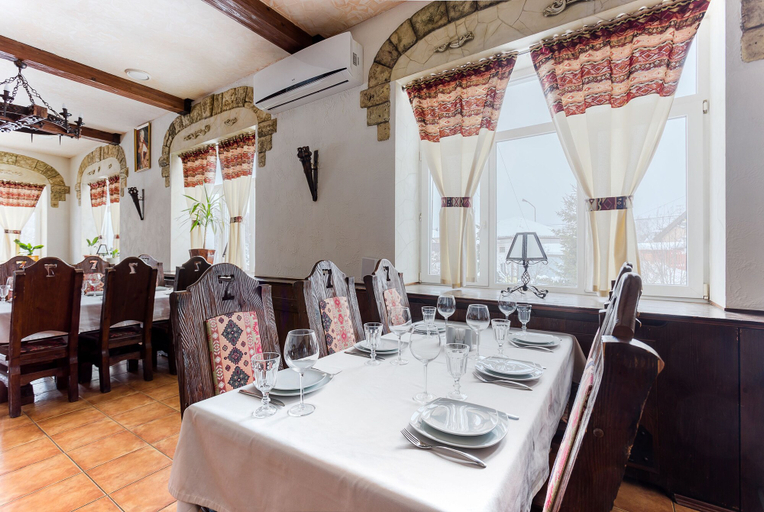 Food & Drinks 4, Zolotaya 7 Hotel, Domodedovskiy rayon