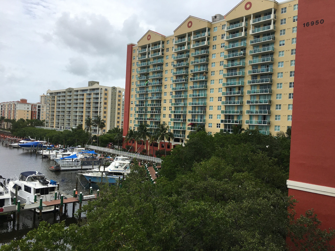 Exterior & Views, Big Place in Sunny Isles near Beach, Miami-Dade