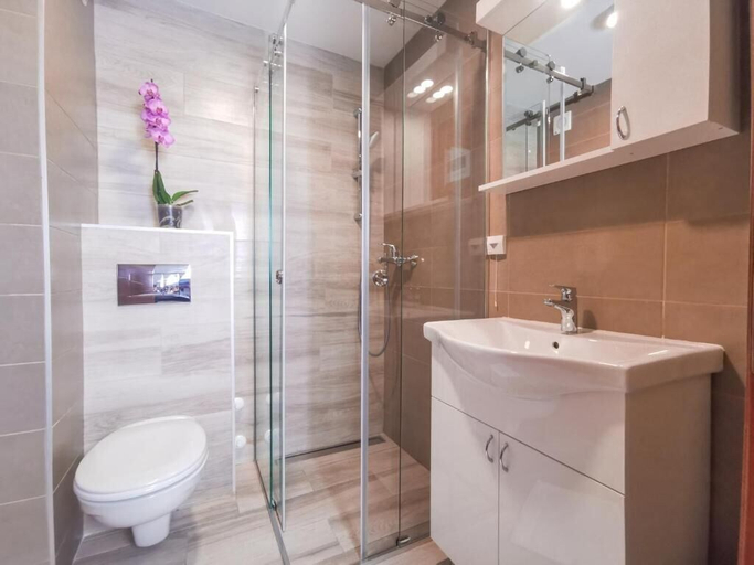 Bathroom 5, Hotel Agape, Čajetina