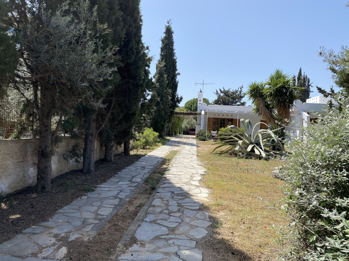 Others 3, Villa Artemis, Attica