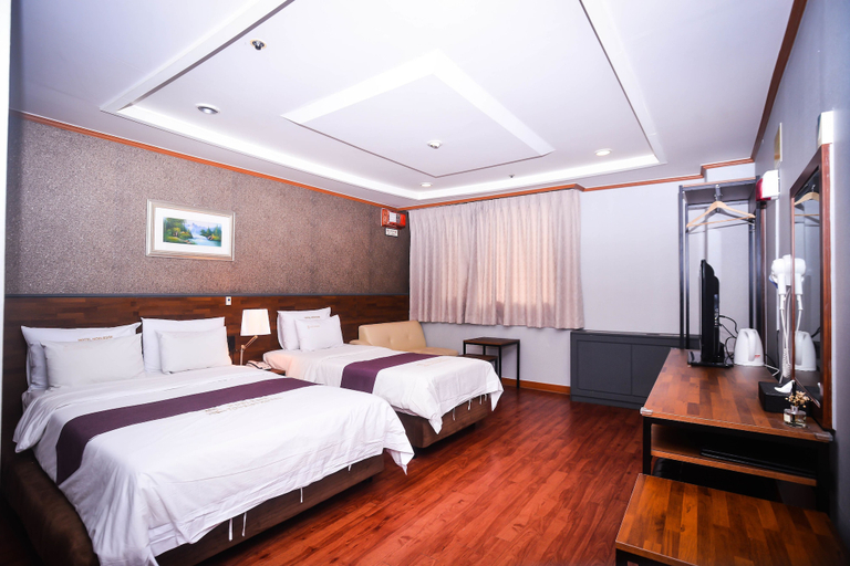 Bedroom 4, Noblesse Tourist Hotel, Nowon