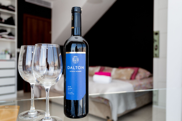 Food & Drinks 5, Amazing Apartment near Mahane Yehuda