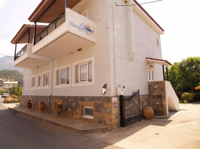 Exterior & Views 2, Kleopatra Traditional Hotel Apartments, Peloponnese