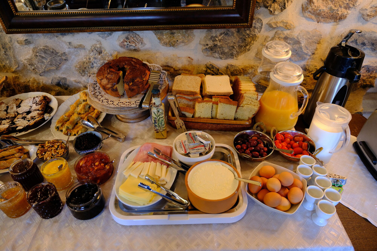 Food & Drinks 5, Arxontiko Kefalari, Peloponnese