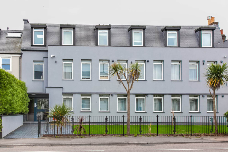 Exterior & Views 2, Hampton Suites Serviced Apartments, Surrey