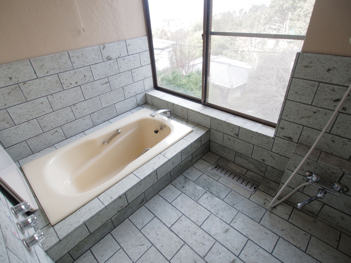 Bathroom 3, Atami Cottage 6 People, Izunokuni