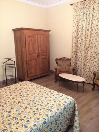 Bedroom 3, Le Parc aux Cèdres, Hérault
