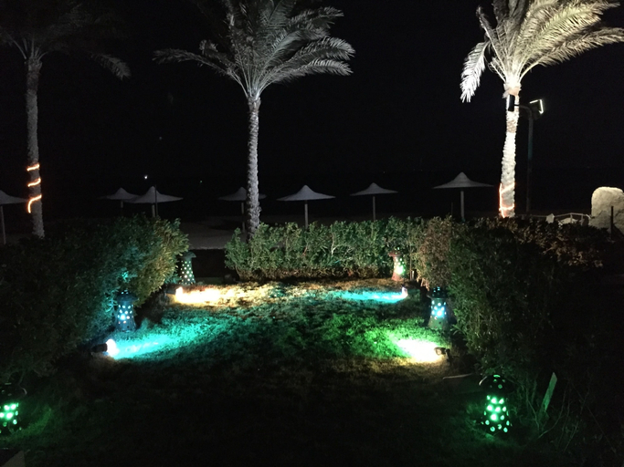 Sport & Beauty, Manara Beachfront Chalet, 'Ataqah