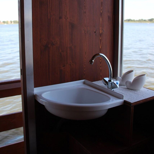 Bathroom, Hausboot Neustrelitz am Zierker See, Mecklenburgische Seenplatte