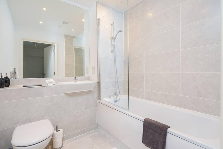 Bathroom, Riverside 5, Kent