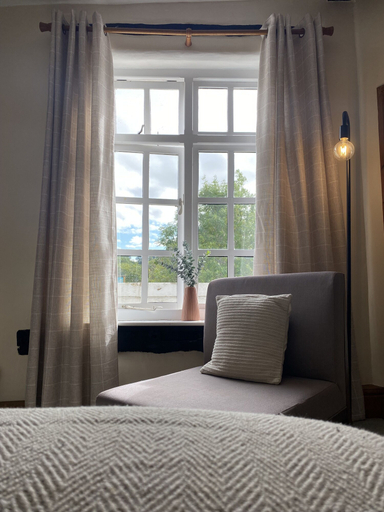 Bedroom 2, The Talbot at Knightwick, Worcestershire