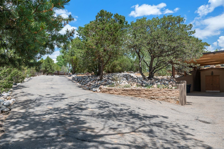 Exterior & Views 2, Ranchitos - Private Luxury Home With Swimming Pool, Santa Fe
