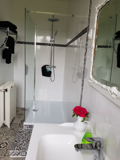 Bathroom 5, Château de Champblanc, Charente