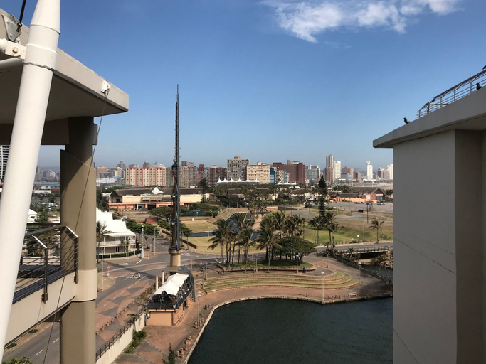 Others 5, The Sails Penthouse C703, eThekwini