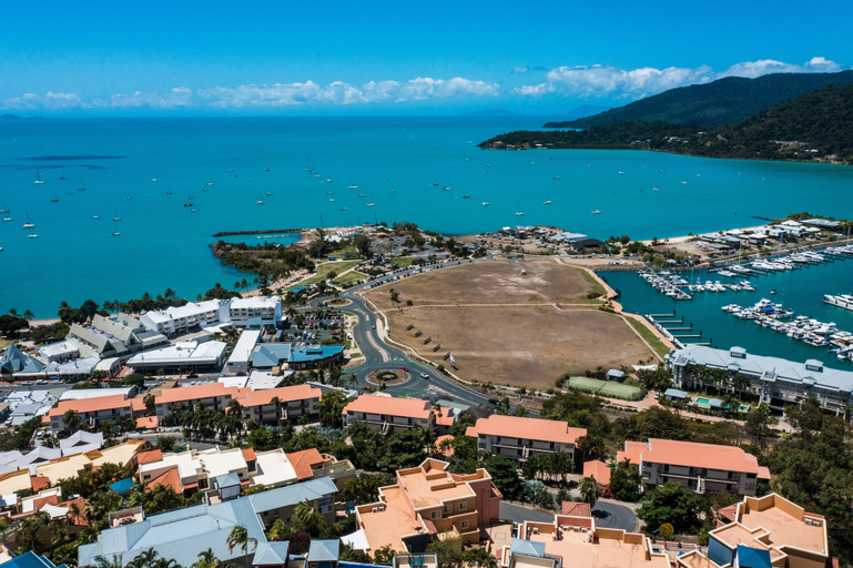 Exterior & Views 2, Whitsunday Terraces Hotel Airlie Beach, Whitsunday