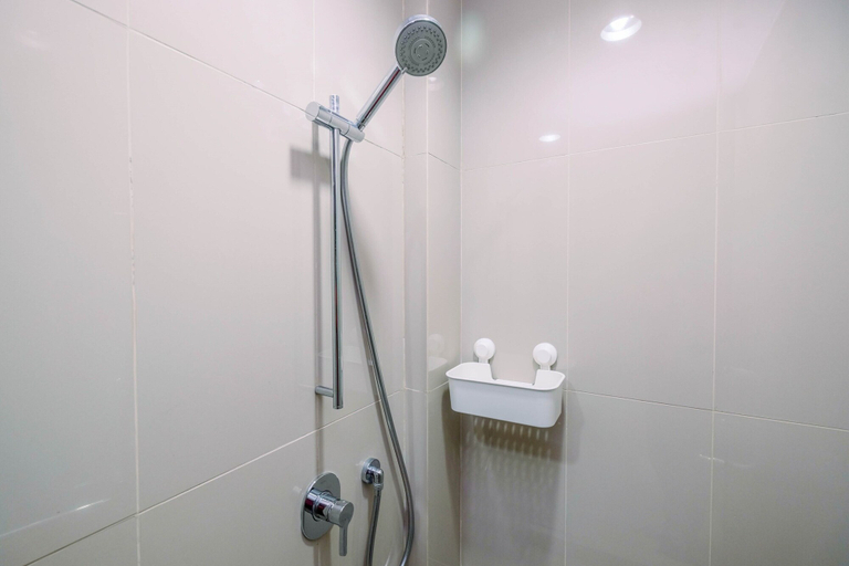 Bathroom 3, Brand New 1BR Apartment at M-Town Signature, Tangerang