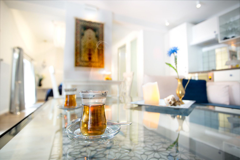 Food & Drinks 4, Suites 13 Budapest, Budapesti