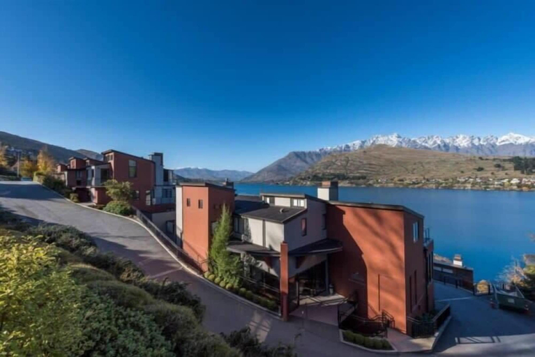 Exterior & Views, Absolute Lakefront Living 2 Bedroom, Queenstown-Lakes