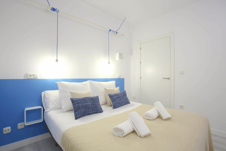 Bedroom 2, Arroka Suite Apartment, Guipúzcoa