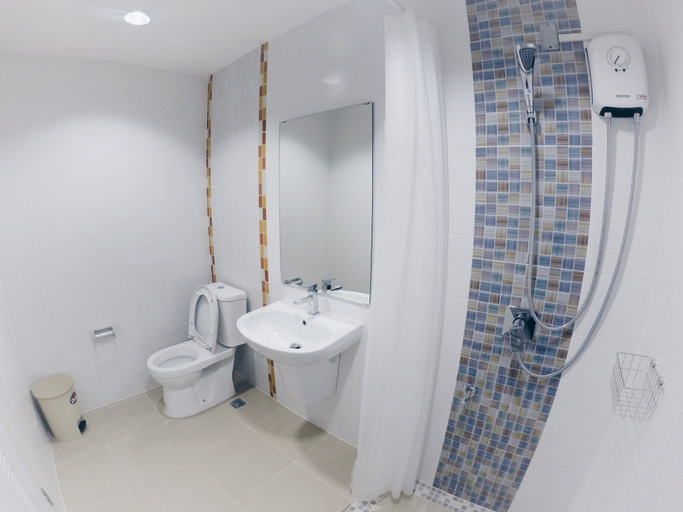 Bathroom 3, Hostbox BKK, Lat Krabang