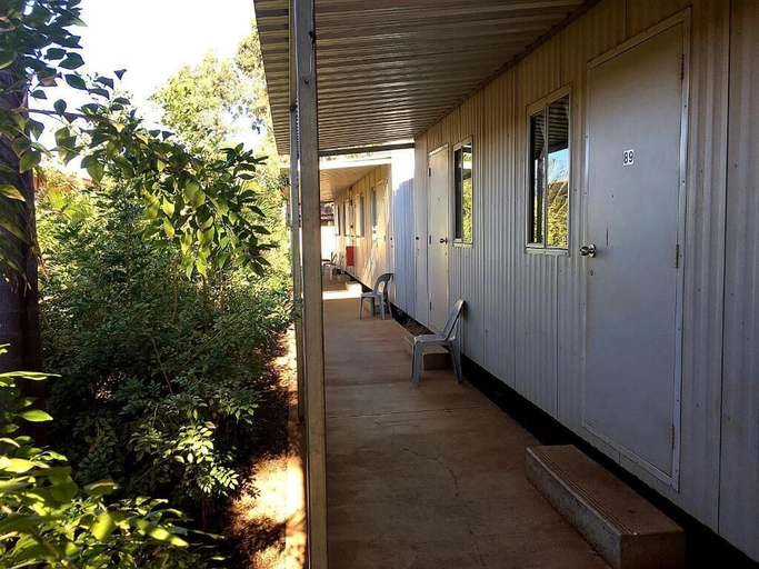 Exterior & Views 2, The Port Hedland Walkabout Motel, Port Hedland