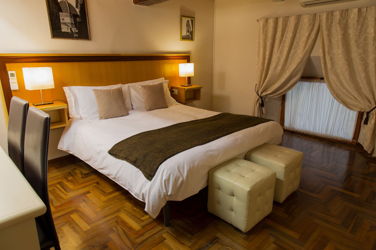 Bedroom 3, Firenze Apartments, Florence