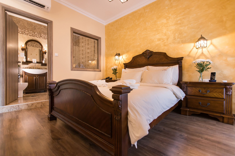 Bedroom 4, Theatro Hotel Odysseon, Thessaly