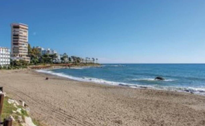 Beach 4, Rosa de los Vientos, Málaga