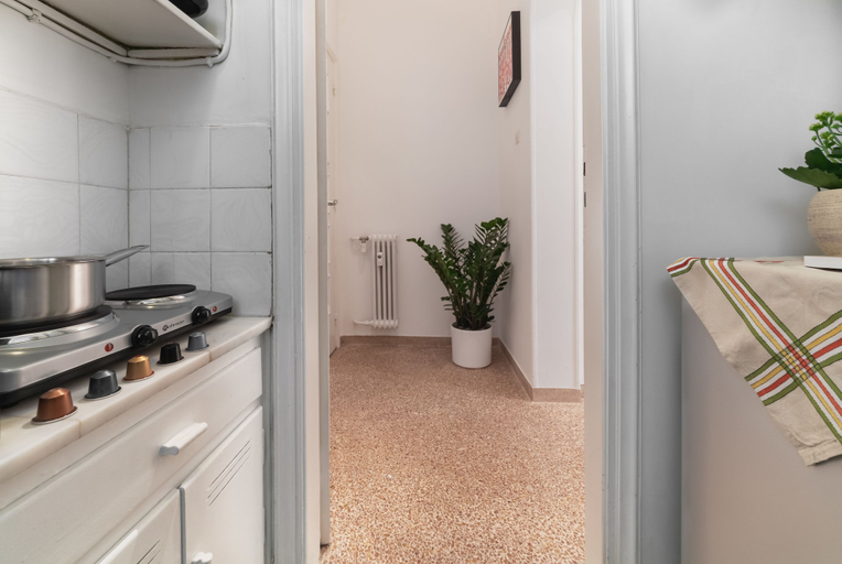 Others 5, Cutie by Stylish Stays, Attica