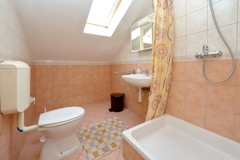Bathroom 3, Apartmani Cvilužec, Bibinje