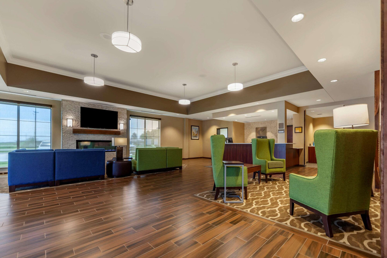 Others 5, Comfort Suites Grand Island South, Hall