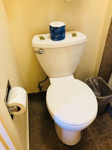 Bathroom 4, Bayshore Inn, Santa Clara