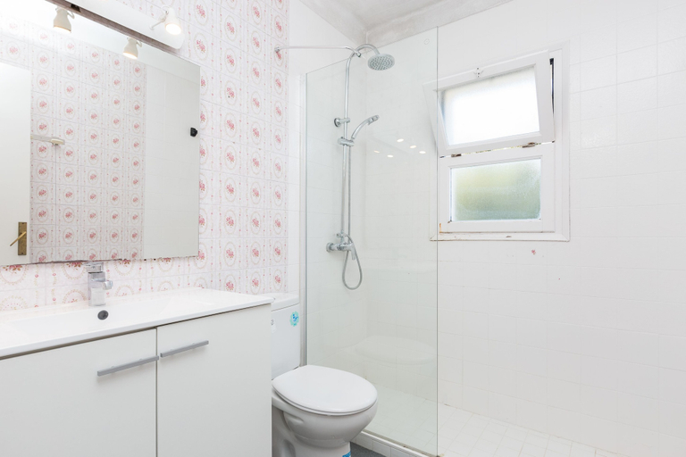 Bathroom 3, Villa Roc 1º, Girona