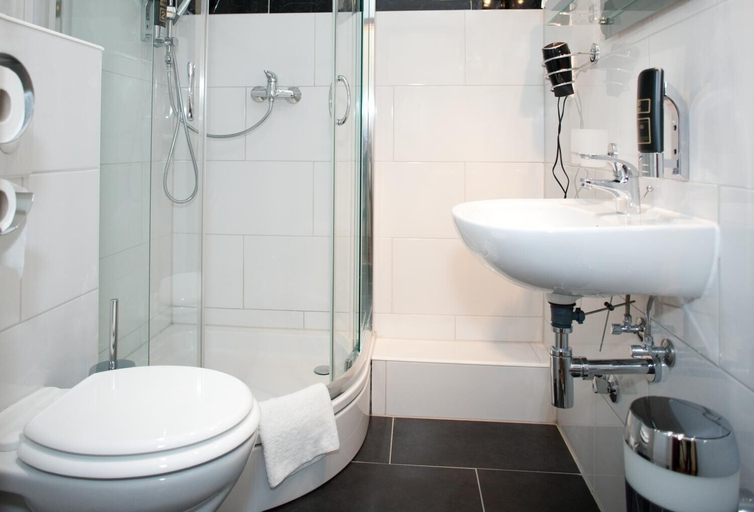 Bathroom 5, Alexander Business Hotel, Region Hannover